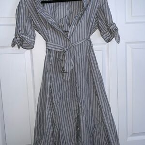 Gray Midi Wrap Dress with Cuffed Sleeves and Notched Collar